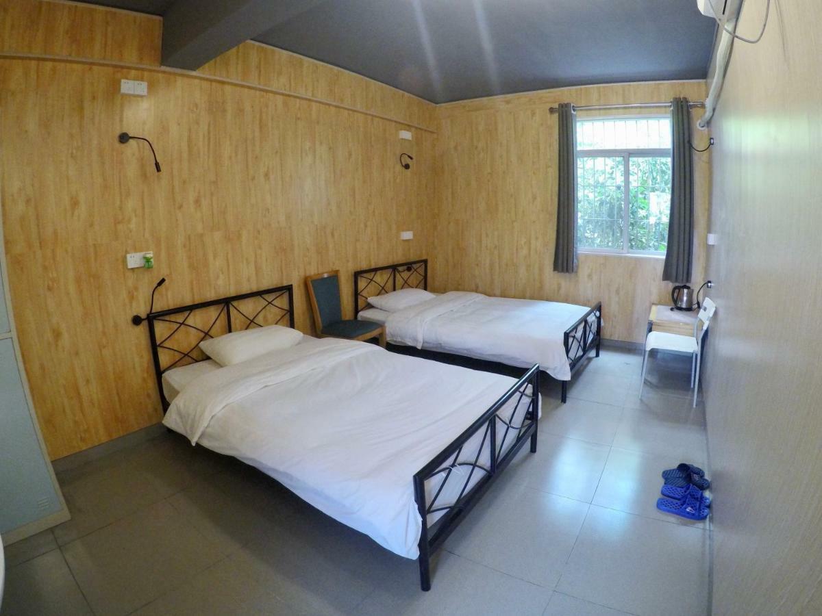 Dong Shan Gaga Hostel Guangzhou Exteriör bild
